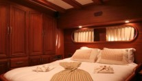 Caner IV -  Double Cabin
